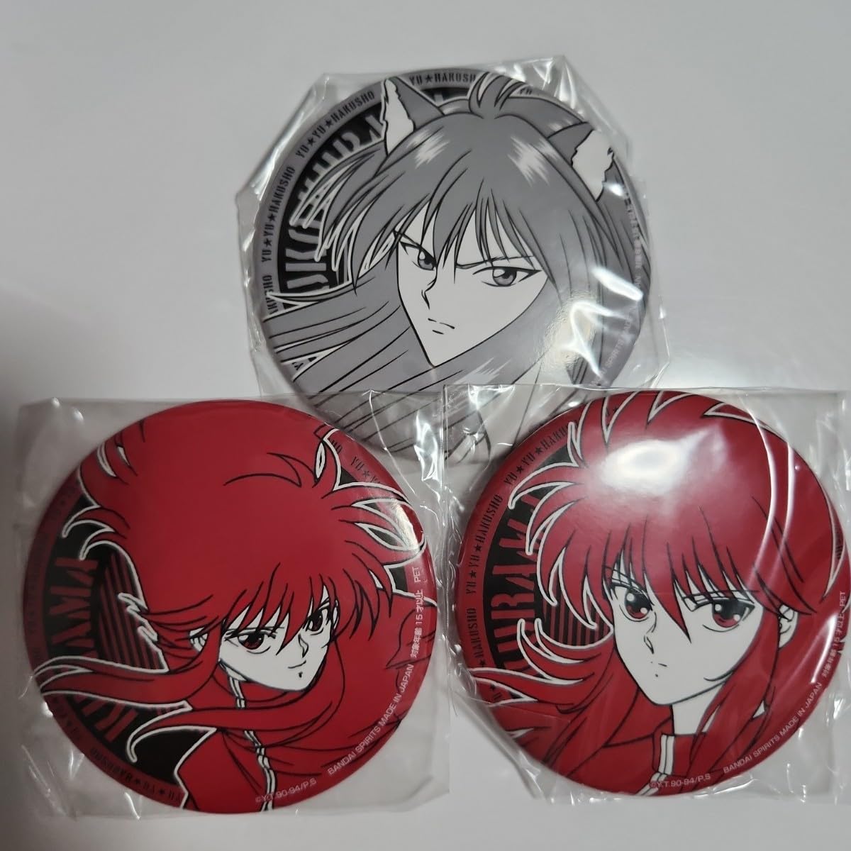 蔵馬＆妖狐蔵馬　幽☆遊☆白書 コレクション缶バッジ　50周年記念 ジャンプ展 Amazon.co.jp: 冨樫義博展 幽遊白書 妖狐蔵馬 缶バッジ