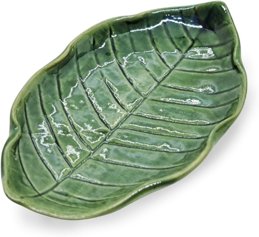 BestySuperStoreTiny 4⅜" Green Leaf Shaped Tray - Handmade Ceramic Porcelain Decorative Plate Dish Catchall Miniature Container for Jewelry Personal Items Incense Holders Trays Décor Gifts