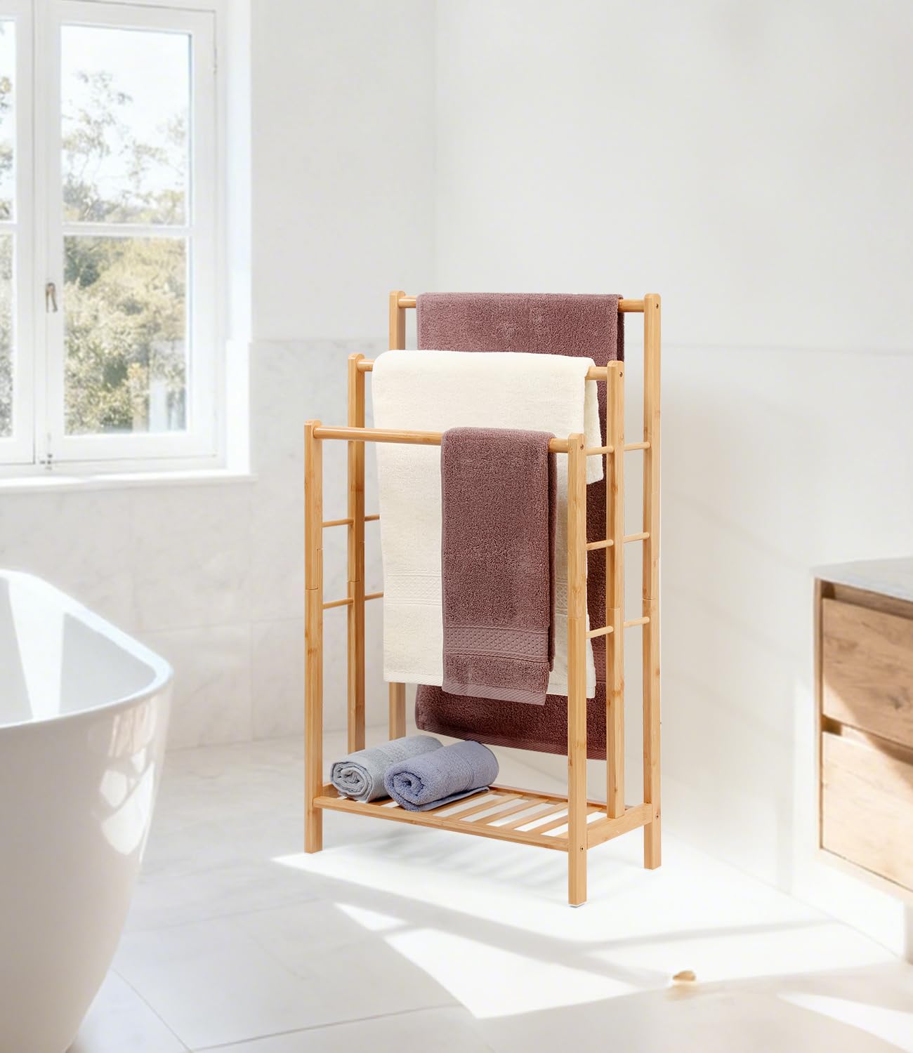 Portasciugamani in bambù con ripiano, portasciugamani indipendente, scaletta portasciugamani con 3 aste, bagno, soggiorno, salvaspazio (altezza 86 cm)