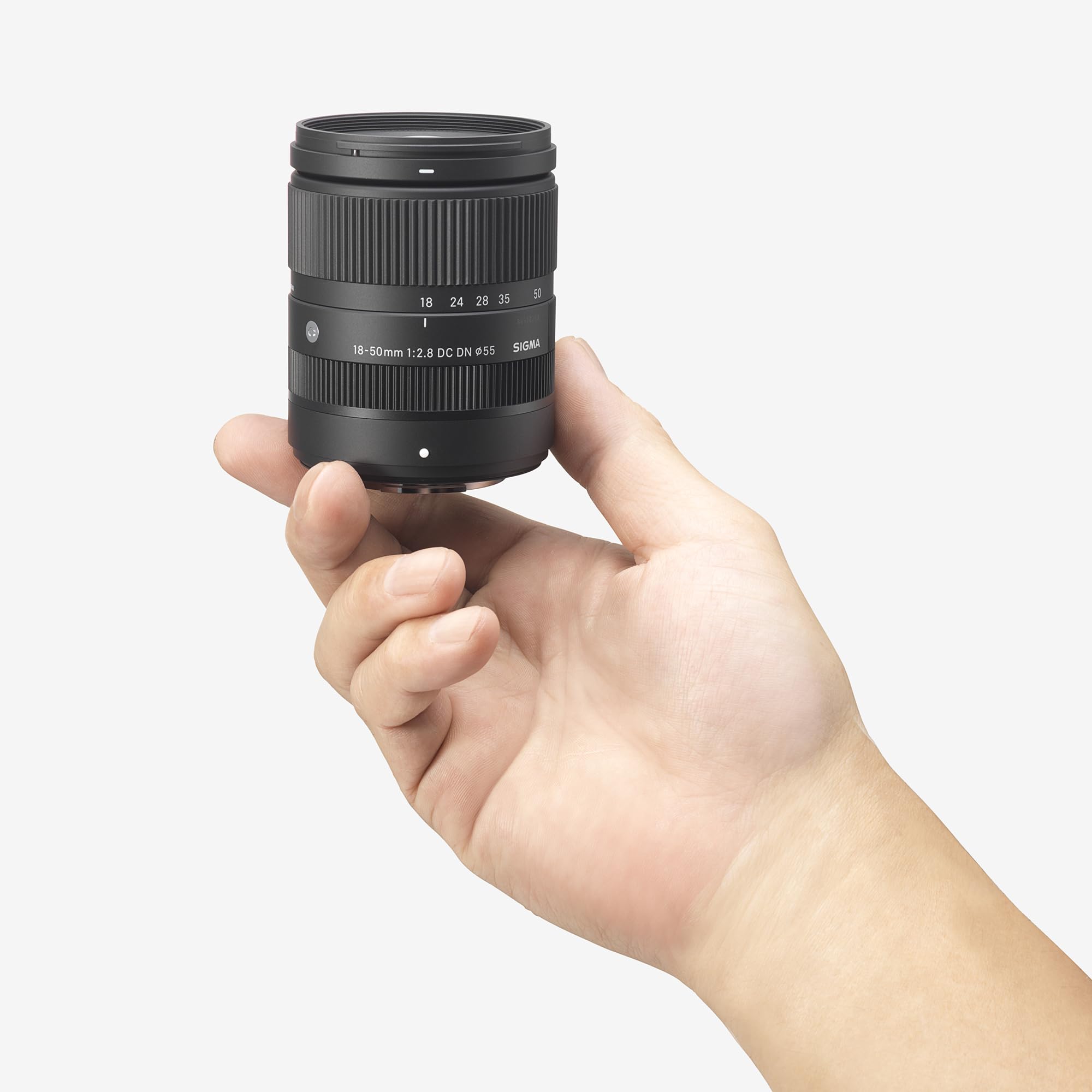 Amazon.com : Sigma 18-50mm f/2.8 DC DN Contemporary Lens for Sony