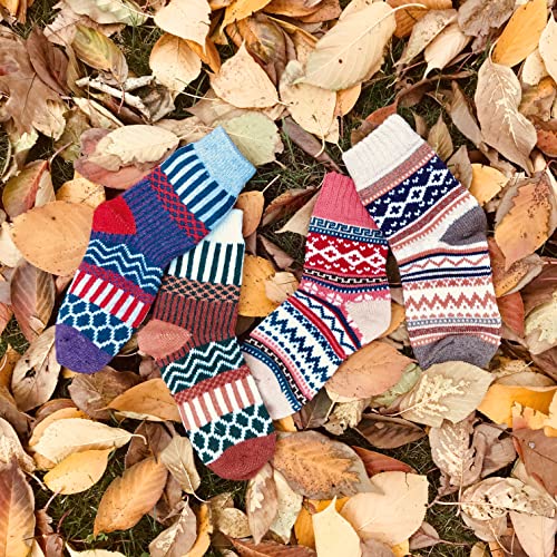 Image of JOYCA & CO. 3-5 Pairs Womens Multicolor Fashion Warm Wool Cotton Thick Winter Crew Socks