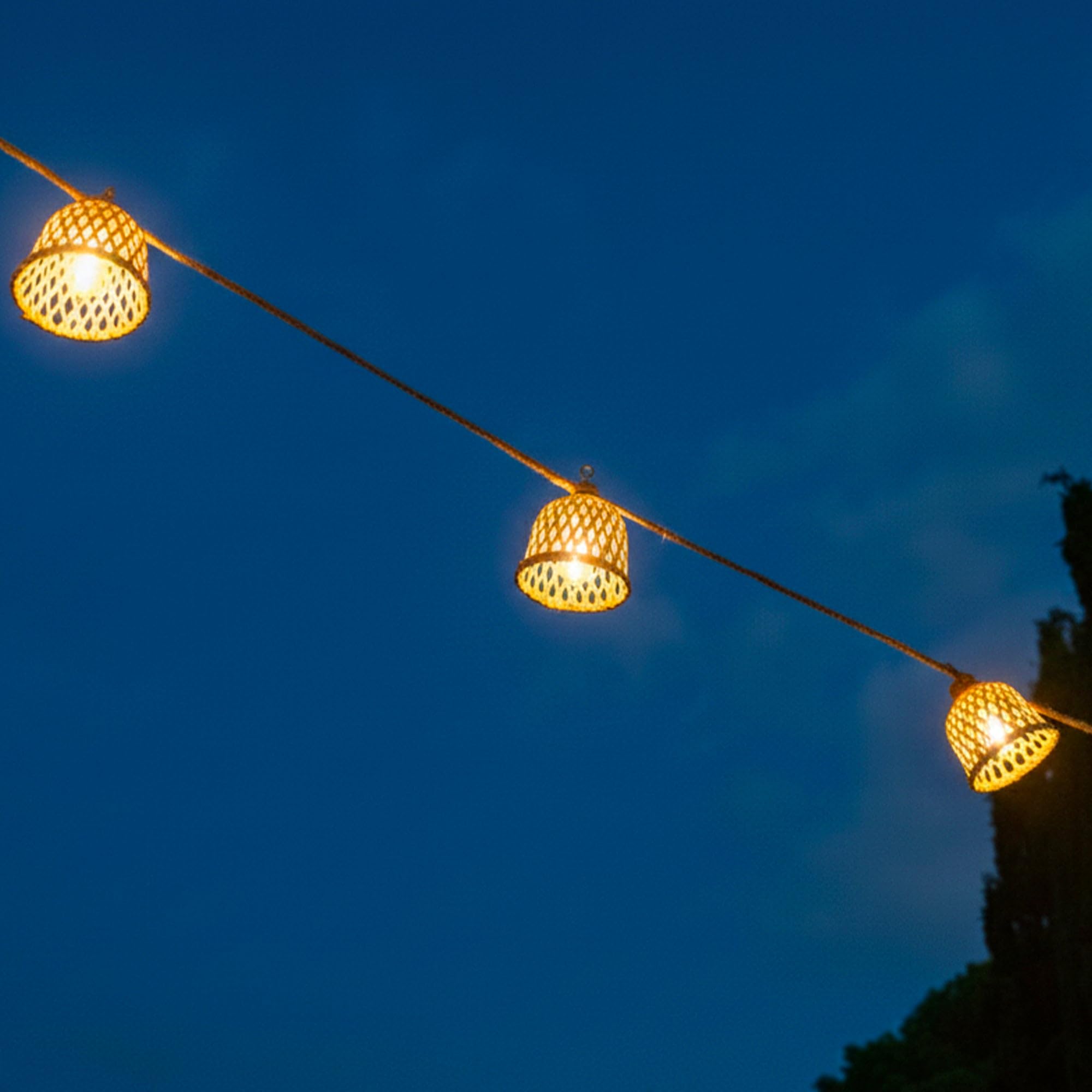 MALY LIGHT HYBRID Solar-Lichterkette mit 20 transparenten LED-Leuchtmitteln, warmweiß, dimmbar, 13 m