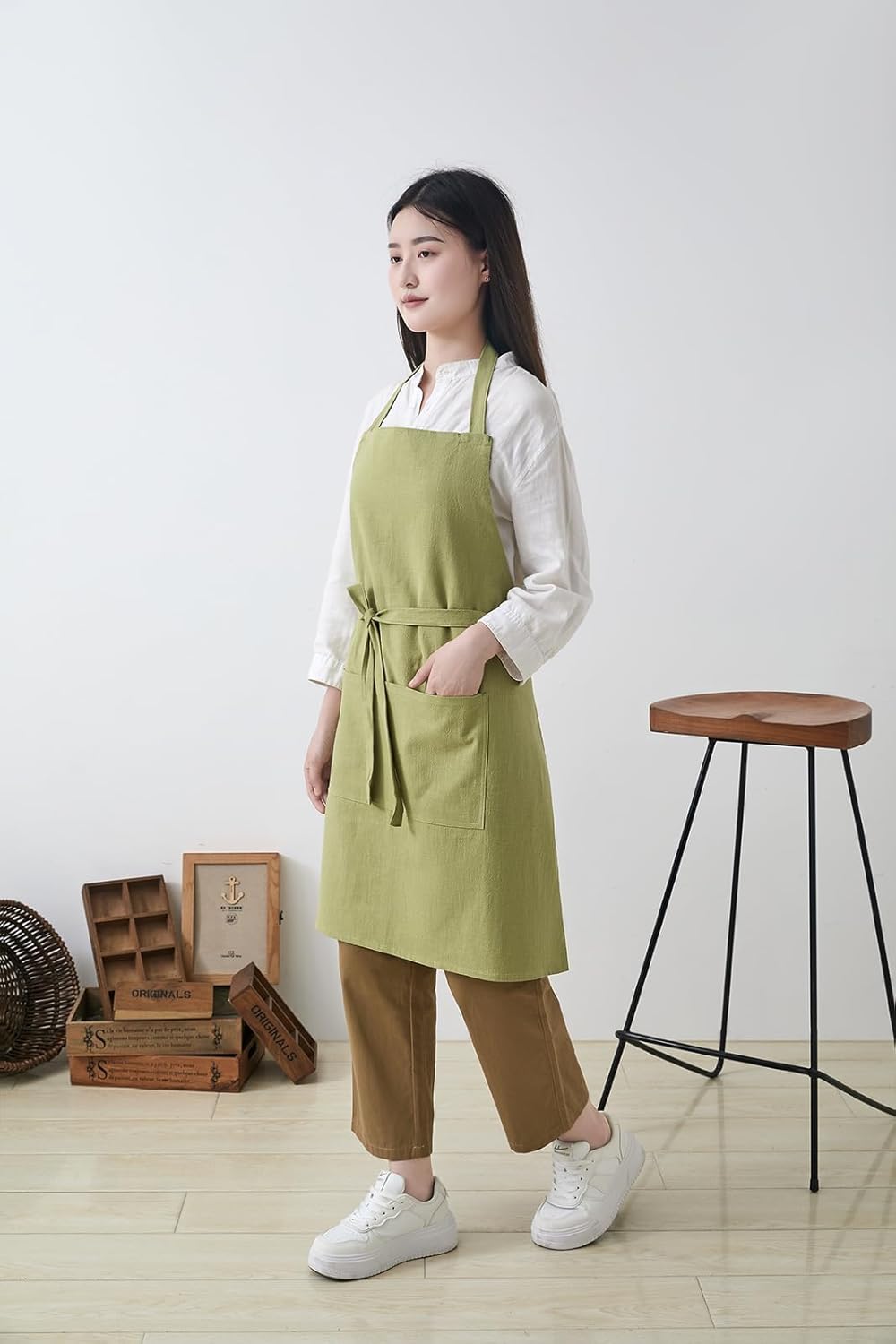 Cotton Linen Apron for Women - Adjustable Casual Apron with Pocktes, Great for Florist, Coffee House and Kitchen - Image 8