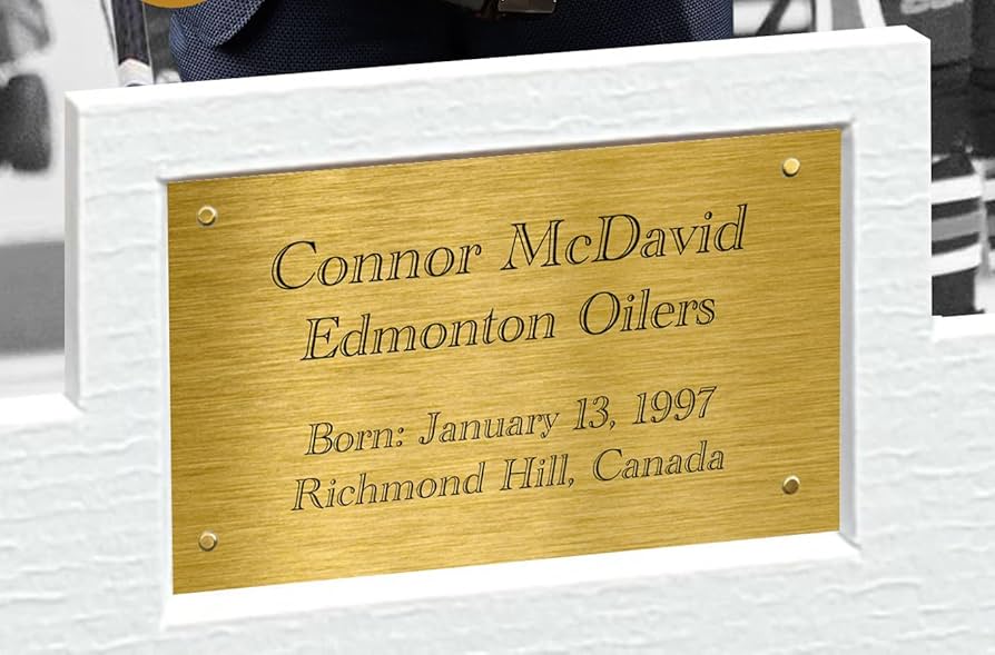 Kitbags & Lockers 12x8 A4 Connor McDavid Celebration