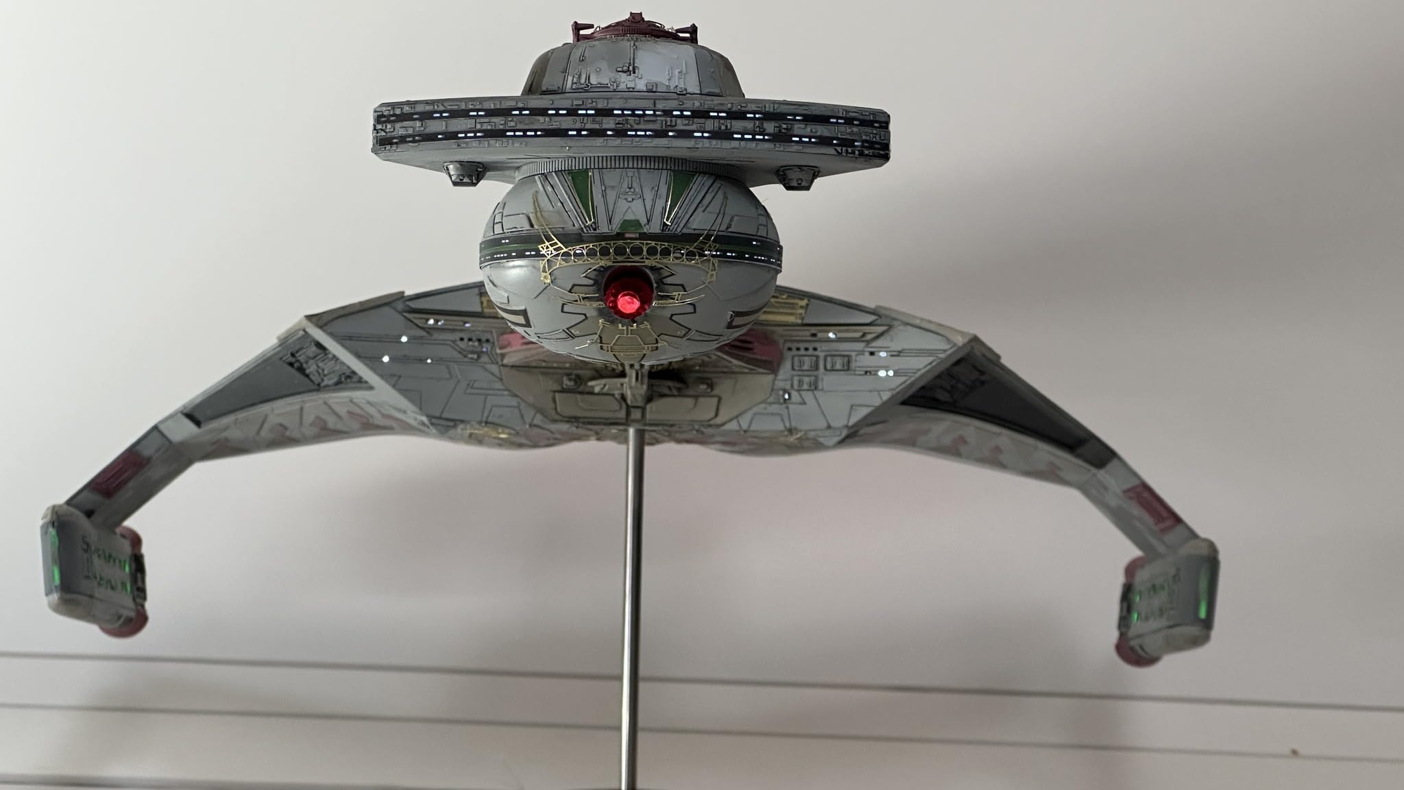 Polar Lights Star Trek 6: The Undiscovered Country Klingon Kronos One - Kit de modelo a escala 1:350