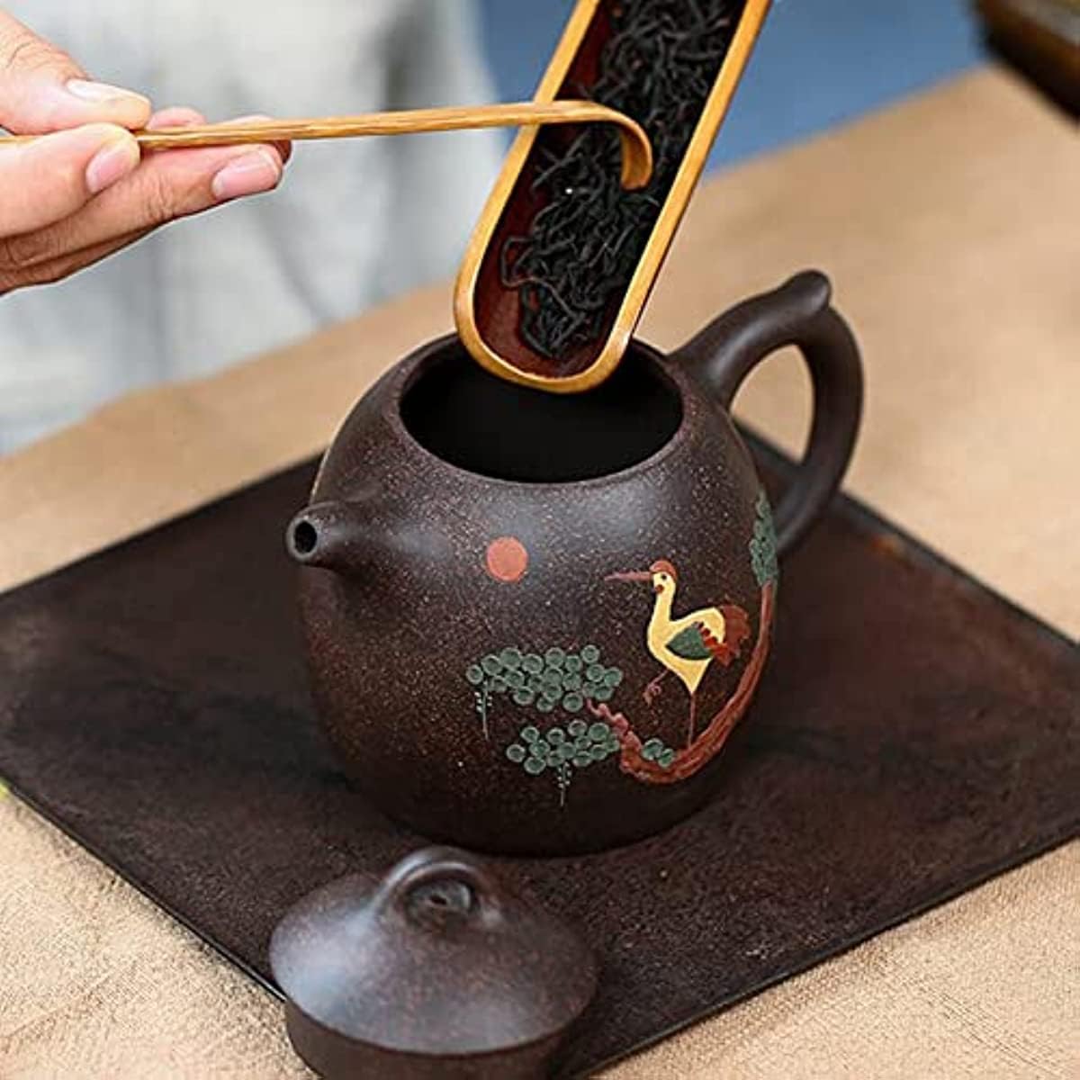 Teiera portatile in porcellana, set da tè cinese, teiera viola classica da 340 ml, teiera in minerale grezzo, teiere in sabbia nera e oro, bollitore con filtro a forma di uovo di drago, set da tè pe