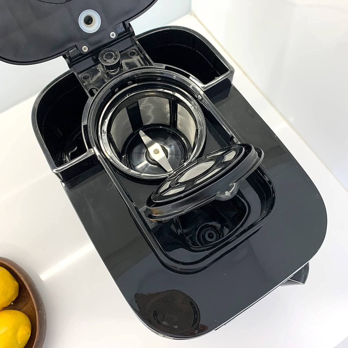 HAEGER Drip - Cafetera de Goteo automática con Molinillo, 1050W, Capacidad: 1,2L - Plato calentado para Mantener Caliente, Capacidad de Molino: 60g, Pantalla LCD, Temporizador de 24 Horas