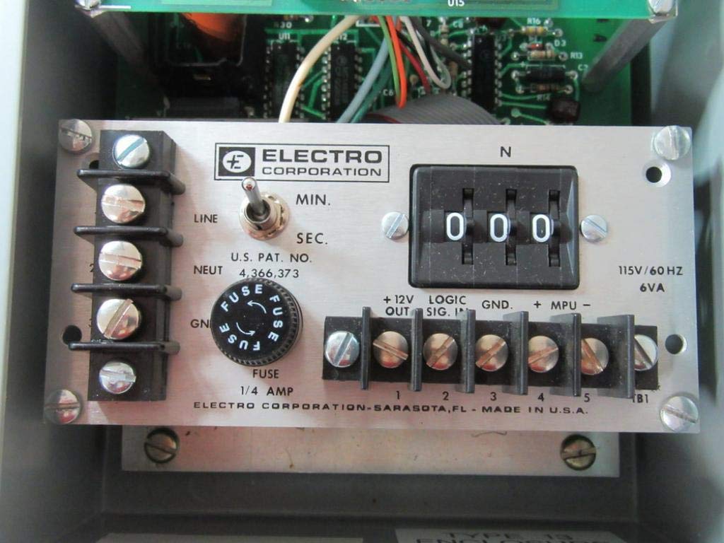 Electro TAD100N4 Electro-Tach Tachometer 611198