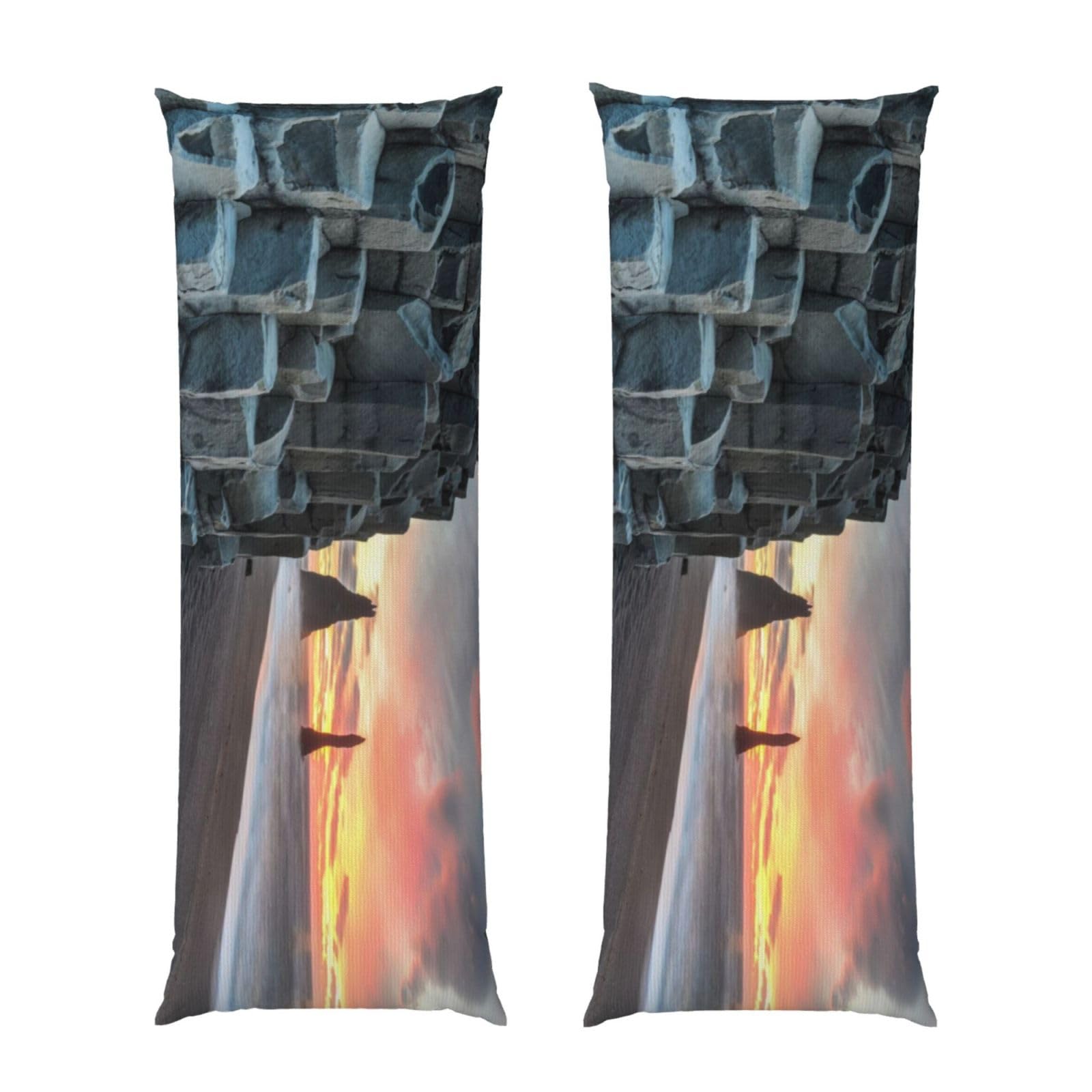 Taie d'oreiller longue Sunrise on Reynisfjara Beach grand traversin