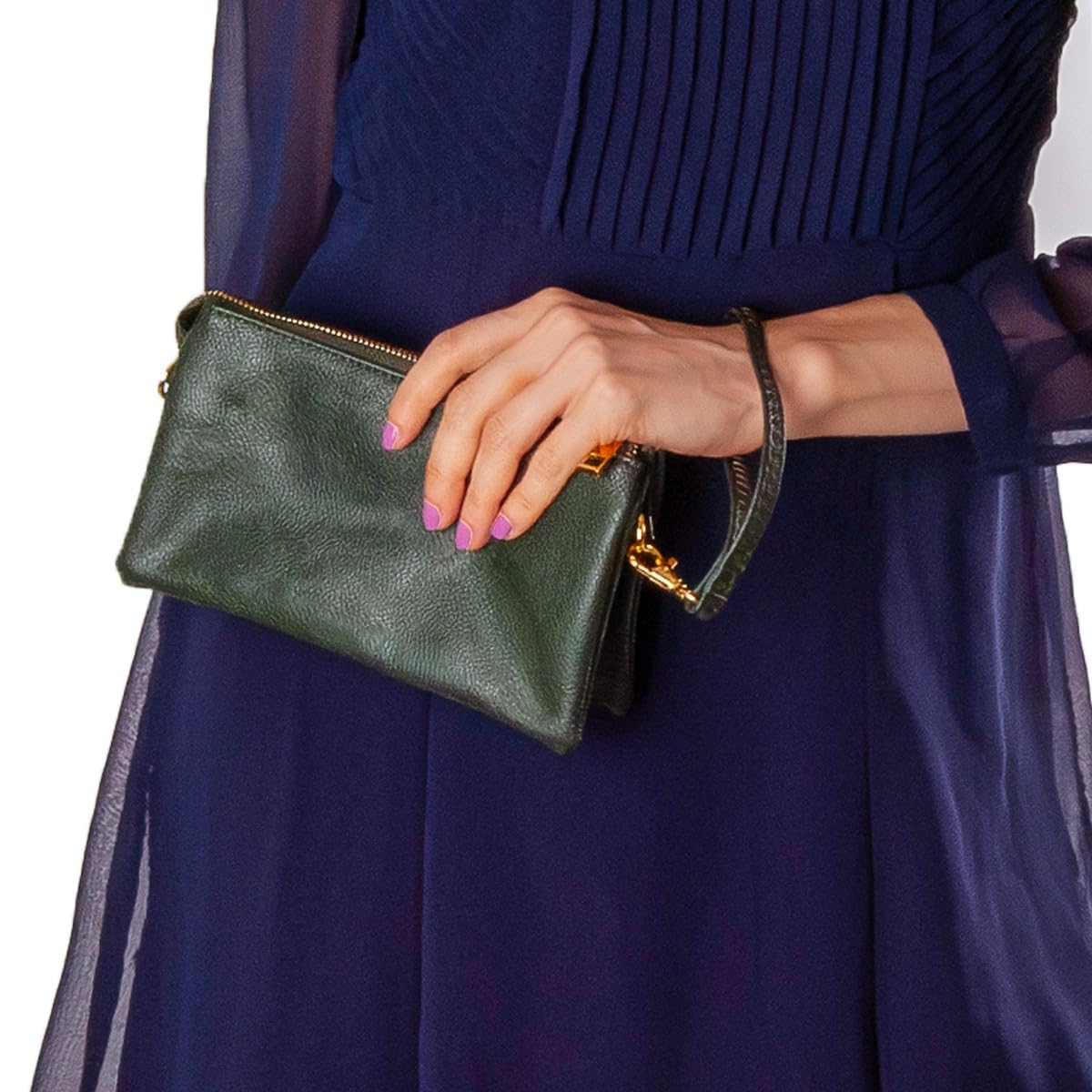 Humble Chic NY Vegan Leather Wristlet Purse for Women - Small Clutch Purse with Shoulder and Wrist Straps: Hunter Green