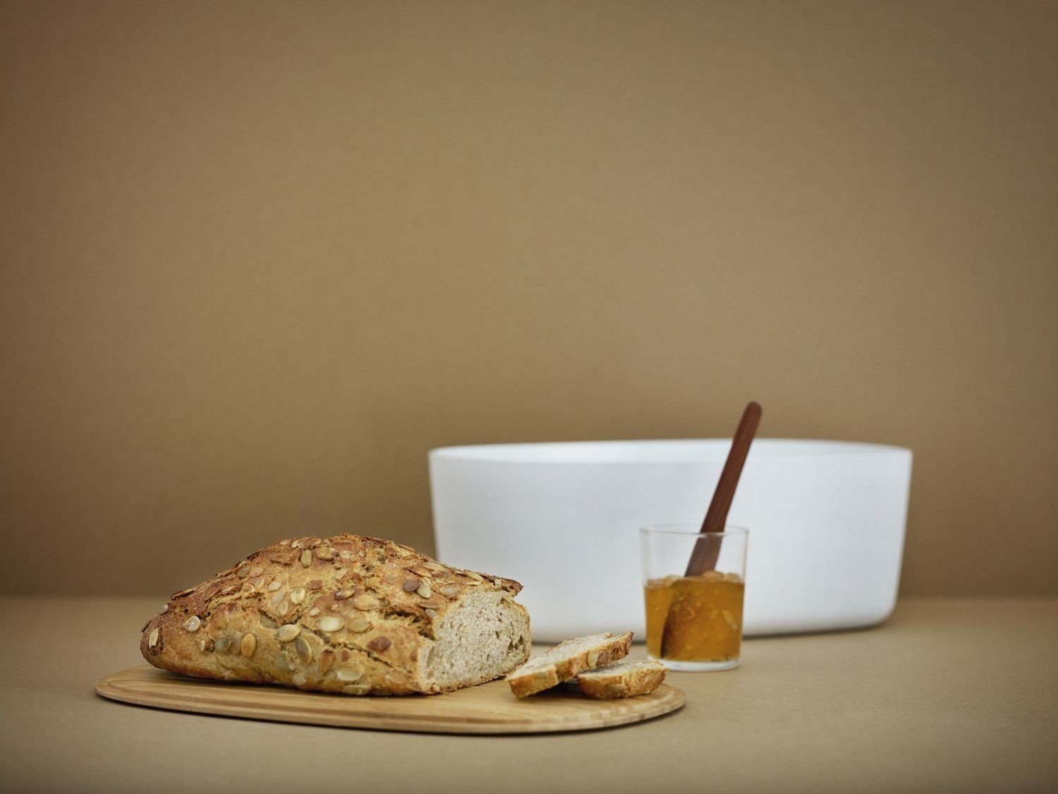 RIG-TIG by Stelton Z00038-1 Box-It Brotkasten, Melamin, Bambus, weiß, 34,5 x 23,5 x 13,0 cm