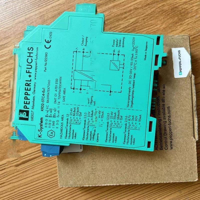 Safety Barrier KFD2-STC4-Ex1 and in Box