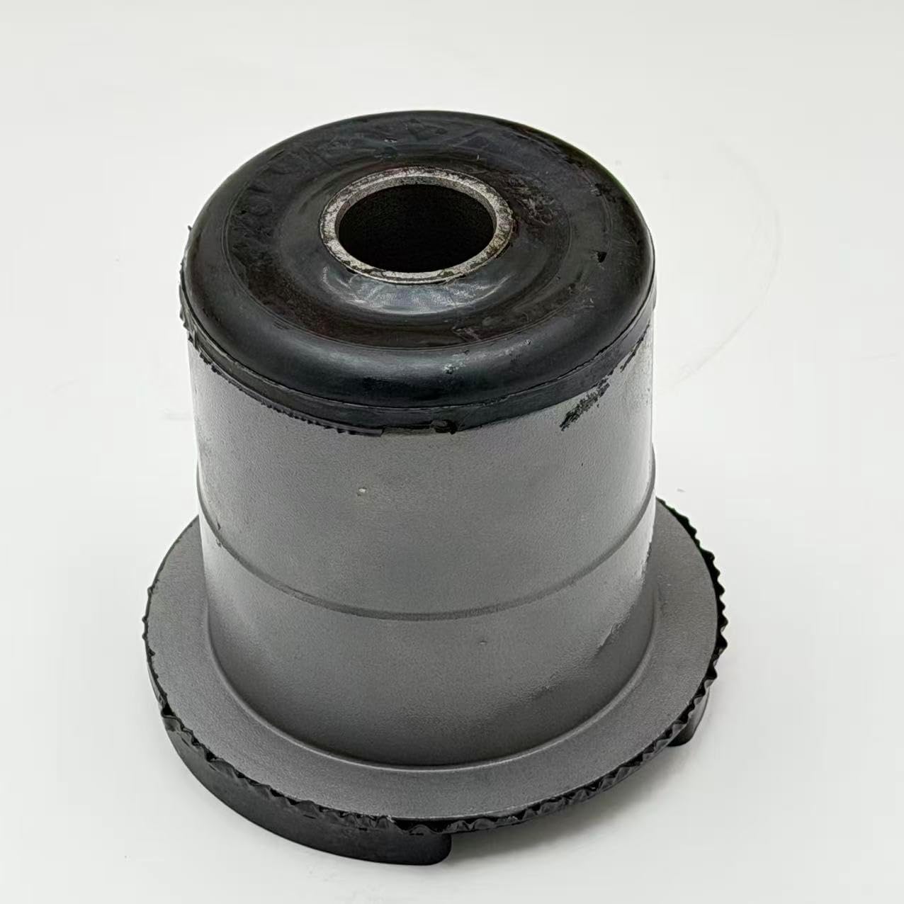 Front differential bracket crossbeam bushing/rubber sleeve compatible with/replacement for Hummer H2 15212425