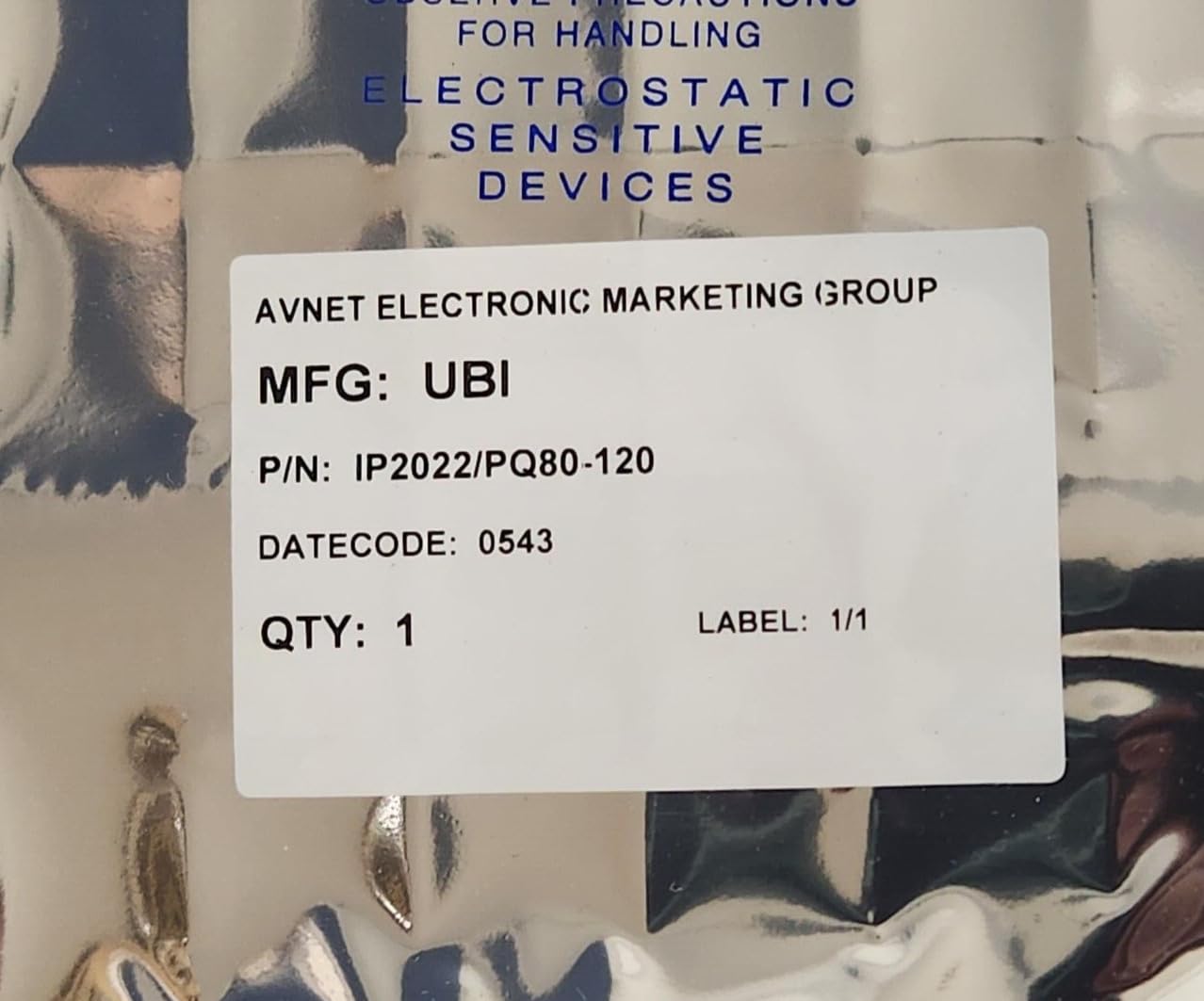 (1 PC) IP2022/PQ80-120 UBICOM IP2000 Family Processor, Speed 120 MHZ