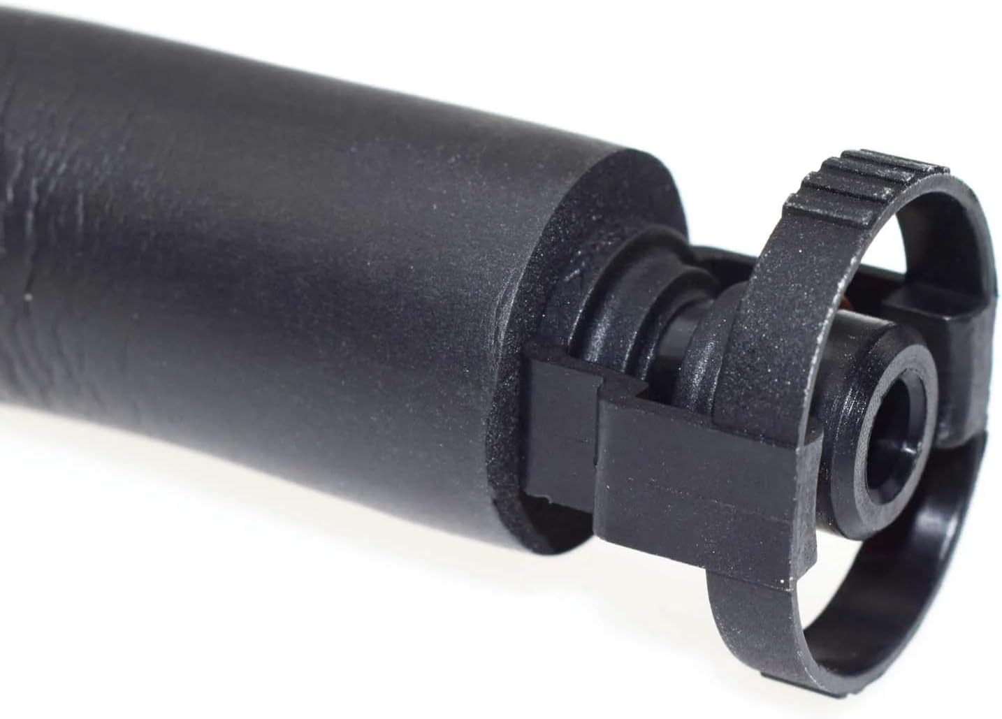 Car crankcase vent pipe Compatible With 323i 328i 1999 2000 Car Engine Crankcase Breather Vent Hose Pipe PCV Crankcase Vent Valve Hose Auto Parts 11617504536