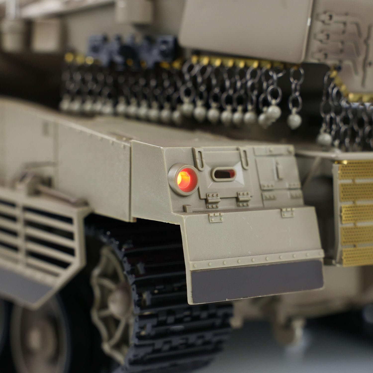 1/16戦車ラジコン　イスラエルMerkava IV　ヘンロン3958-1 Amazon.com: BESTYMXY RC Tank HengLong IDF MERKAVA MKIV, 1:16