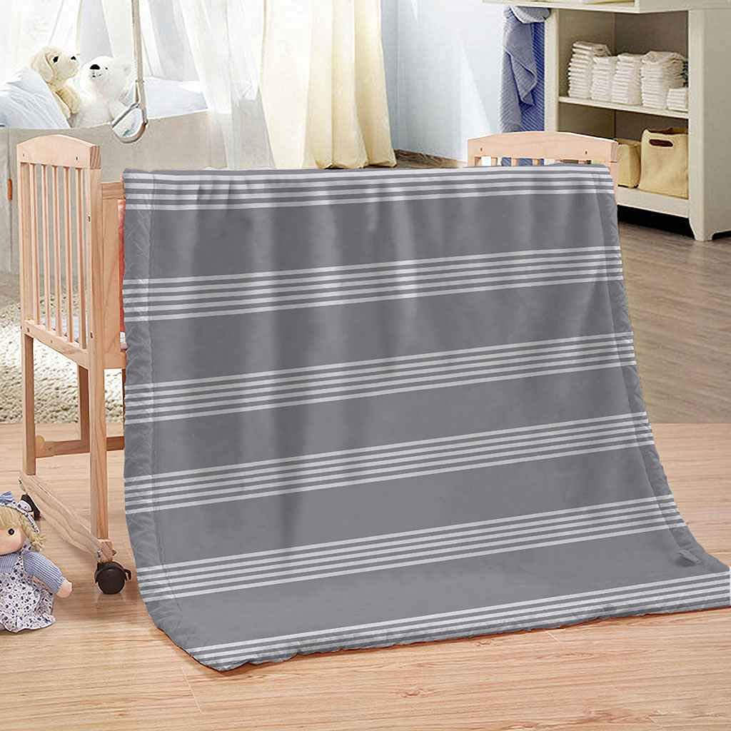 Couverture flanelle 150x200cm grise à lignes 3D pour canapé et lit