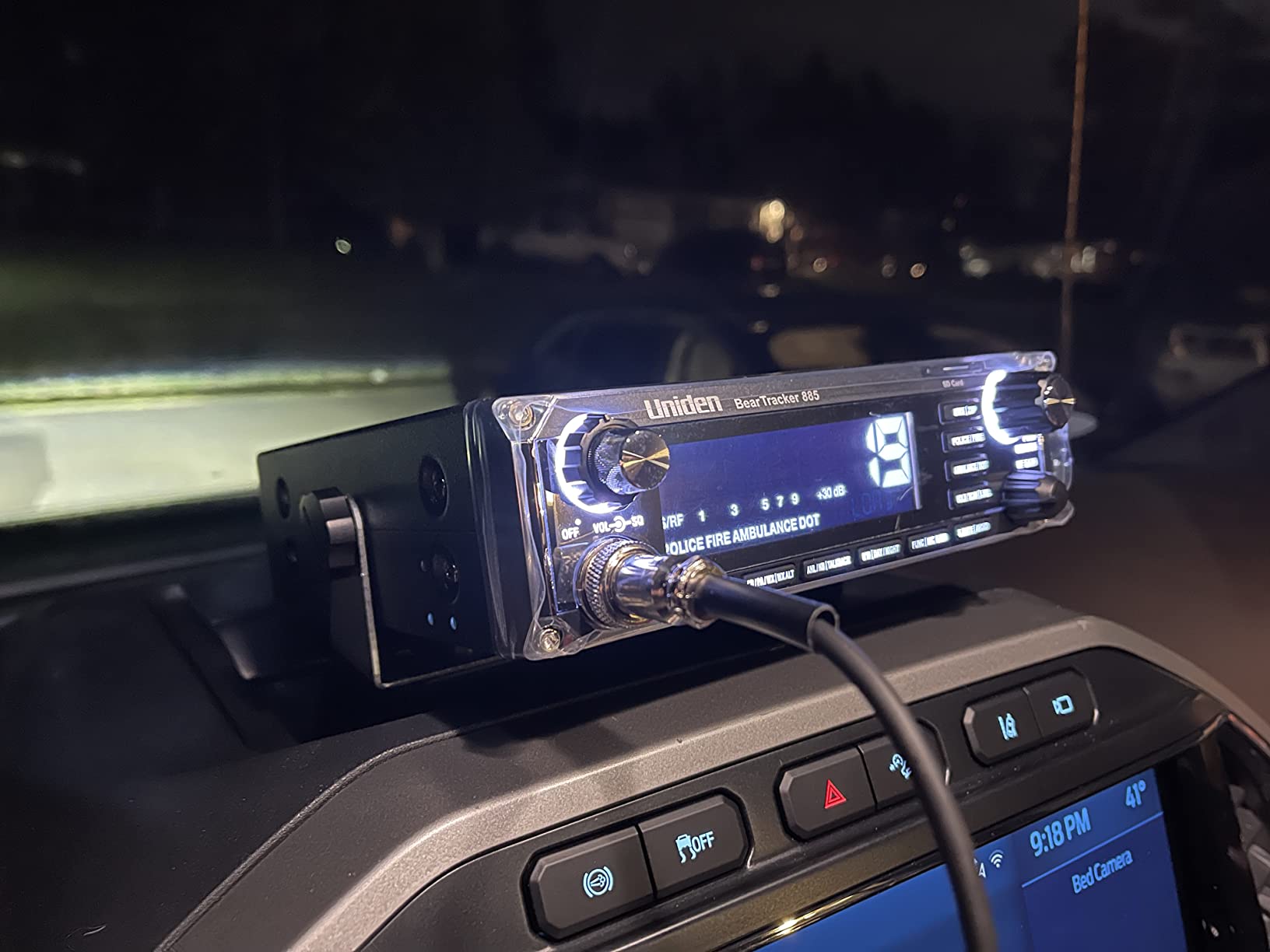 33/mo Finance Uniden BEARTRACKER 885 Hybrid FullFeatured CB Radio