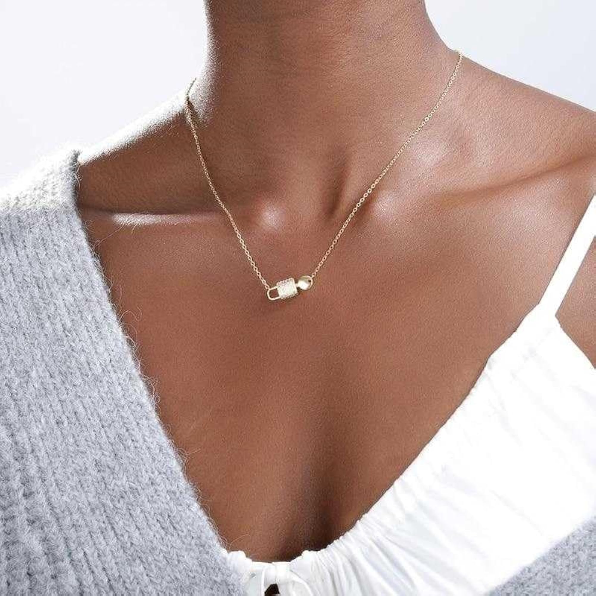 Stylish Zirconia Lock & Key Pendant Necklace Set