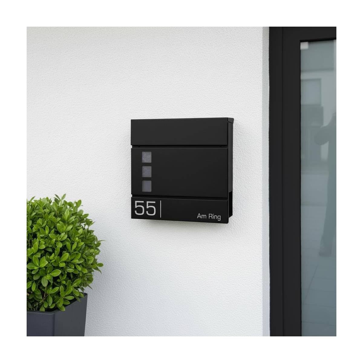 Metzler Cassetta Postale “Cube” Grigio Alluminio RAL 9007 – Nome & numero incisi al laser – Cassetta postale da parete dal design moderno con vano portagiornali e finestre – 37 × 37 × 10,5 cm