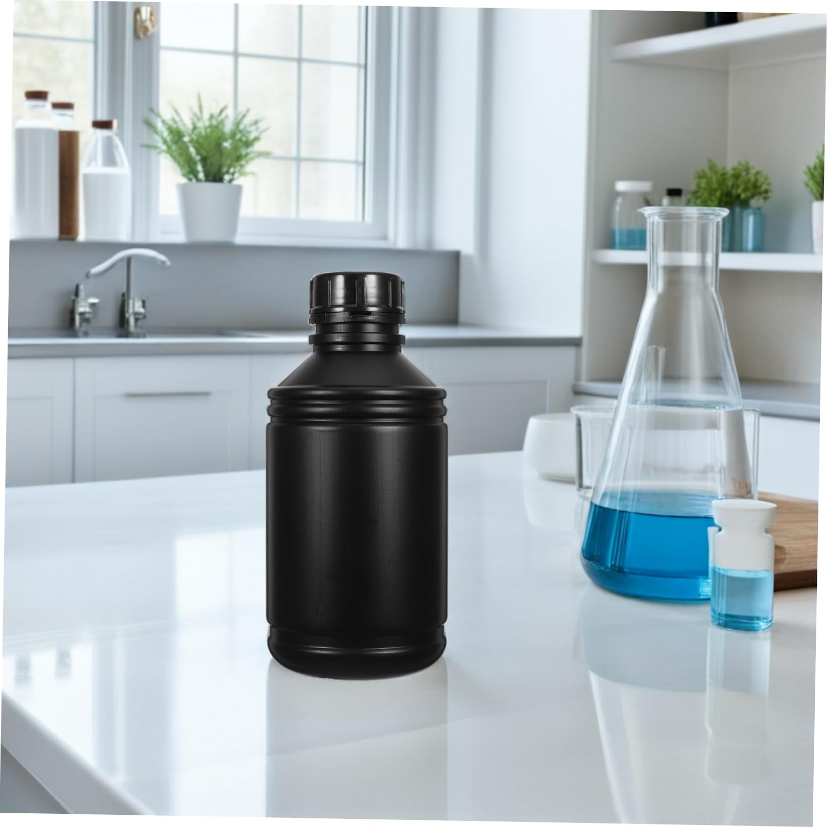 TOPBATHY 12 pièces Bouteilles de Stockage Chimique Hdpe Résistantes Aux Produits Chimiques Bouteilles de Réactifs de Laboratoire Noires avec Protection UV et Bouchons Étanches pour Photo