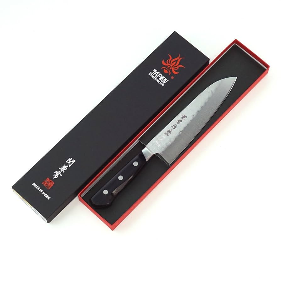 KC-921 関兼常作 青鋼 梨地口金付 黒合板柄 三徳 180mm 新品 Amazon｜兼常作 青鋼 梨地口金付 黒合板柄 三徳 180mm KC-921