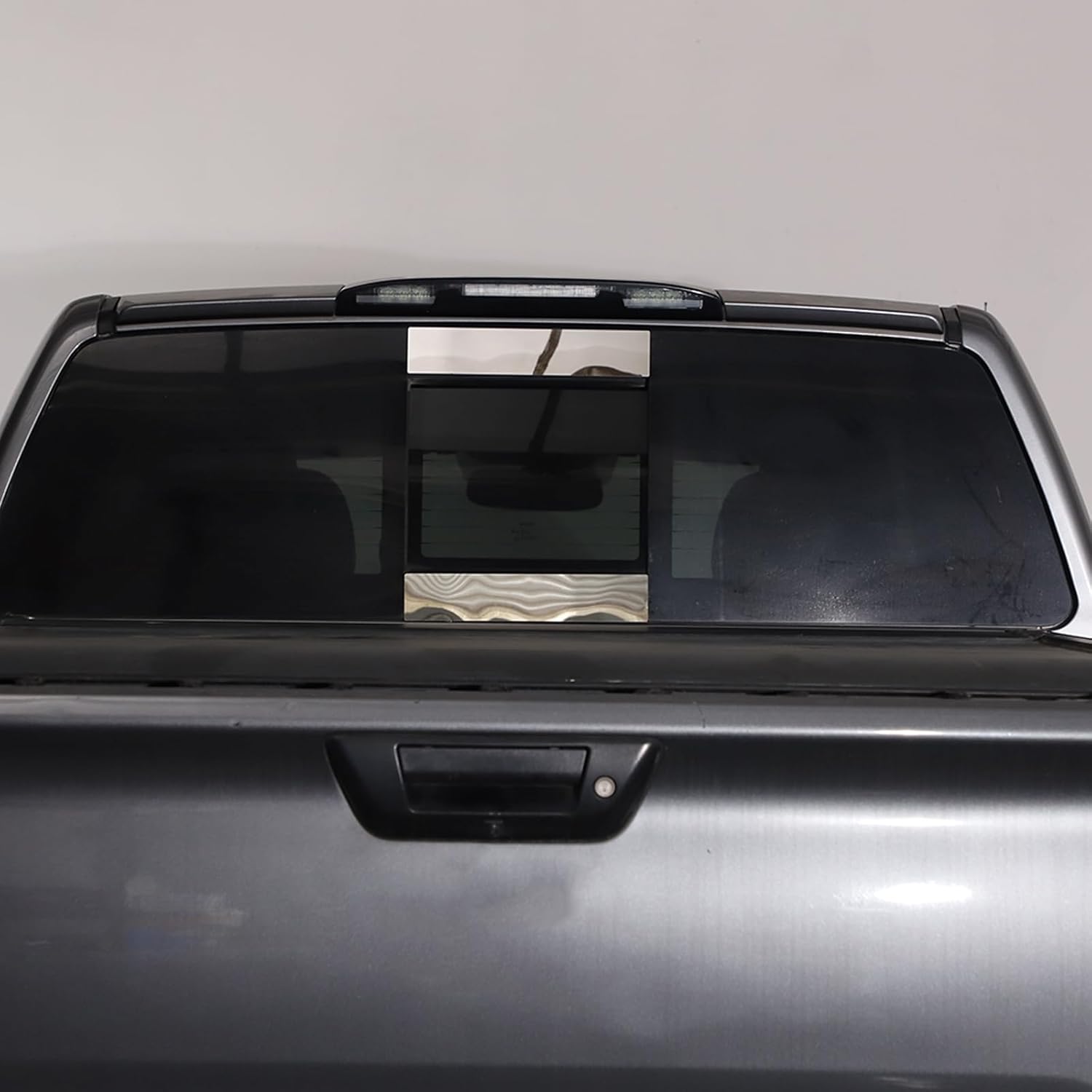 Rear Middle Window Trim Cover Compatible with Nissan Titan 2016-2023, Stainless Truck Back Middle Window Moldings Cover, Truck Rear Middle Window Decoration Accessories, 2PCS