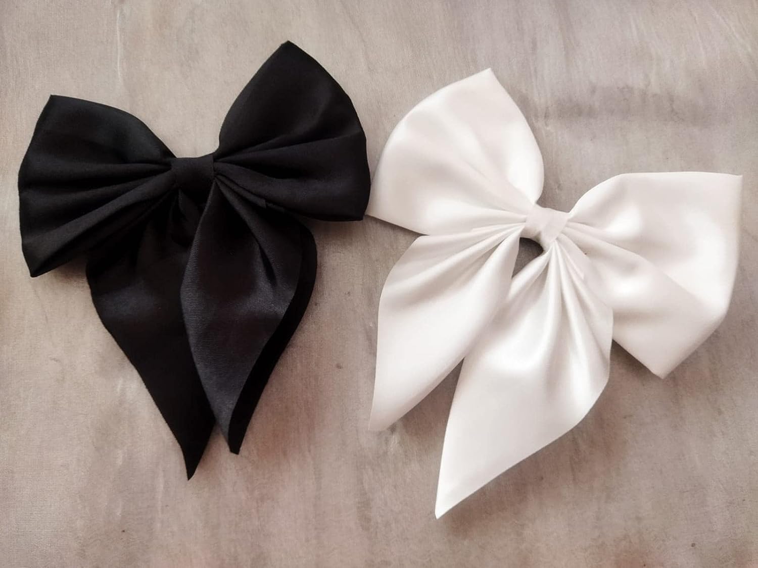 See full amazon price history chart for Rubela Beautiful satin hair bow for girls Hair Clip Rubela Beautiful satin hair bow for girls Hair Clip (B0CHMQS22Z) Amazon Price History, Amazon Price Tracker