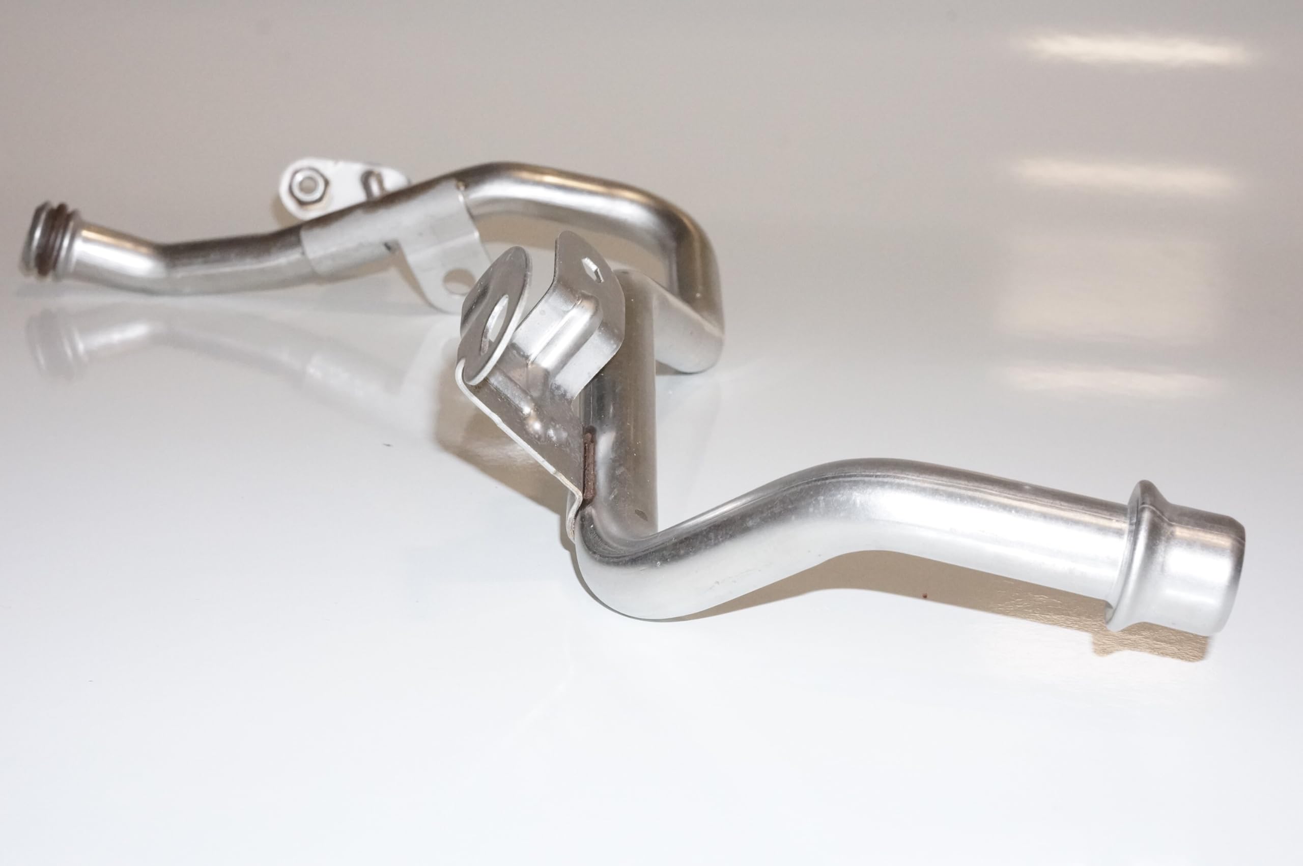 Amazon.com: Saab Original 9-3 Coolant Pipe 55556504 : Automotive 