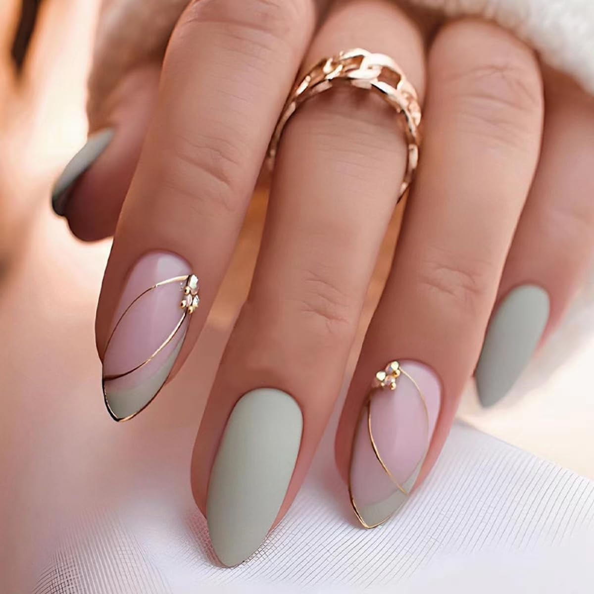 Almond Press On Nails - 24 Reusable Fake Nails -8