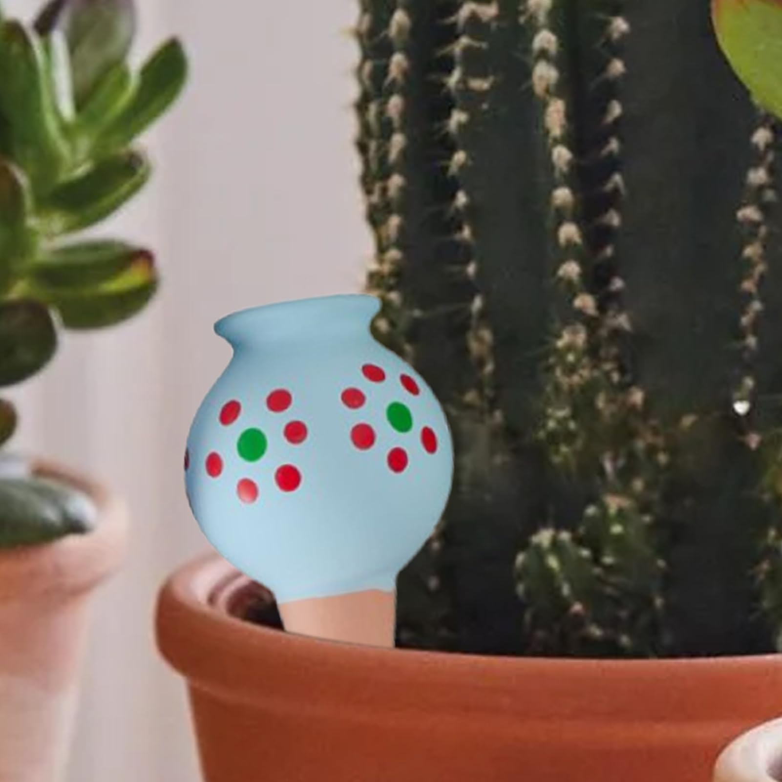 Lot de 4 globes d'arrosage pour plantes - Argile rouge - En terre cuite - Avec pointes d'arrosage automatique - Avec mini goulot de bouteille - Dispositif d'irrigation goutte à goutte - Contrôle