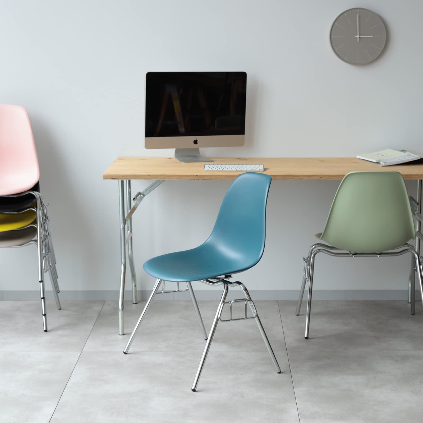 イームズ　Sideshell Stacking Base イームズチェア 3脚 Eames Sideshell Stacking Base イームズチェア 3脚 Narrow Mount