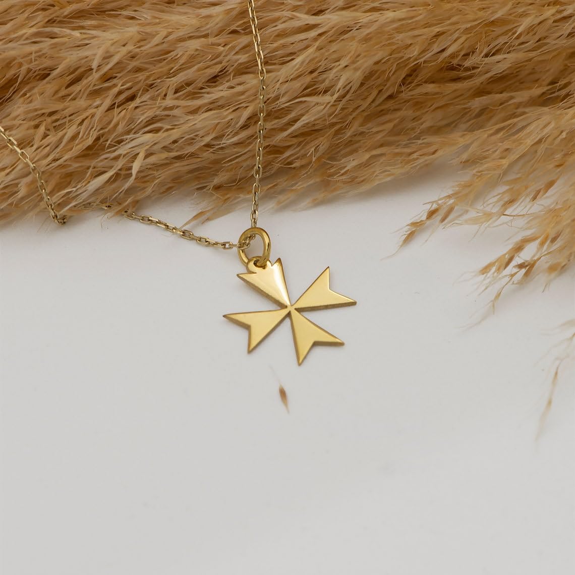 Collana in argento sterling 925 24x24 mm | catena da 18 pollici | croce maltese - grazioso ciondolo cavaliere di Malta, piccolo gioiello | gioielli fatti a mano con placcatura in oro | WW_PNK_01777