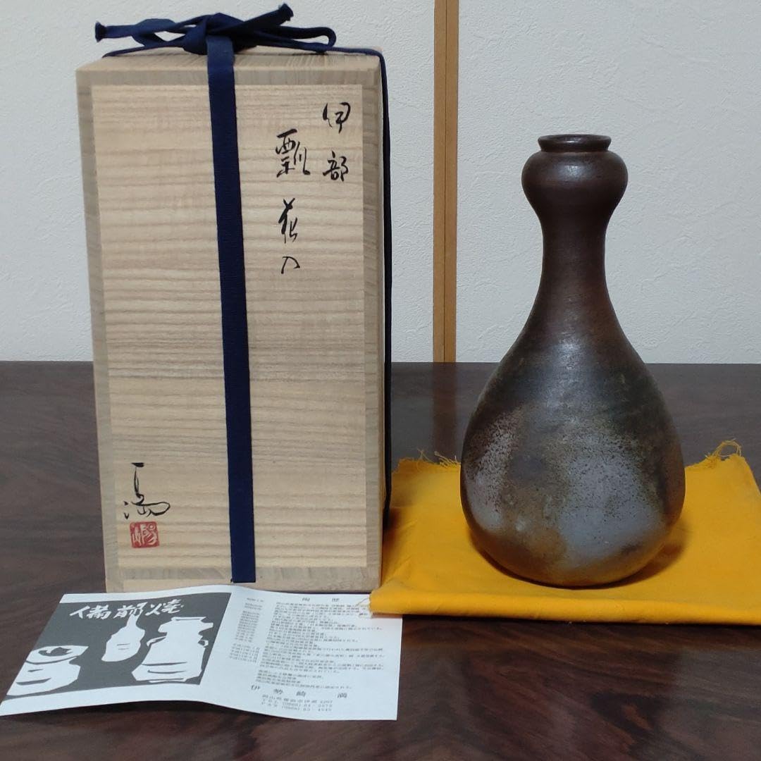 Amazon.co.jp: 備前焼 岡山県重要無形文化財 伊勢崎満 「瓢花生」花瓶 