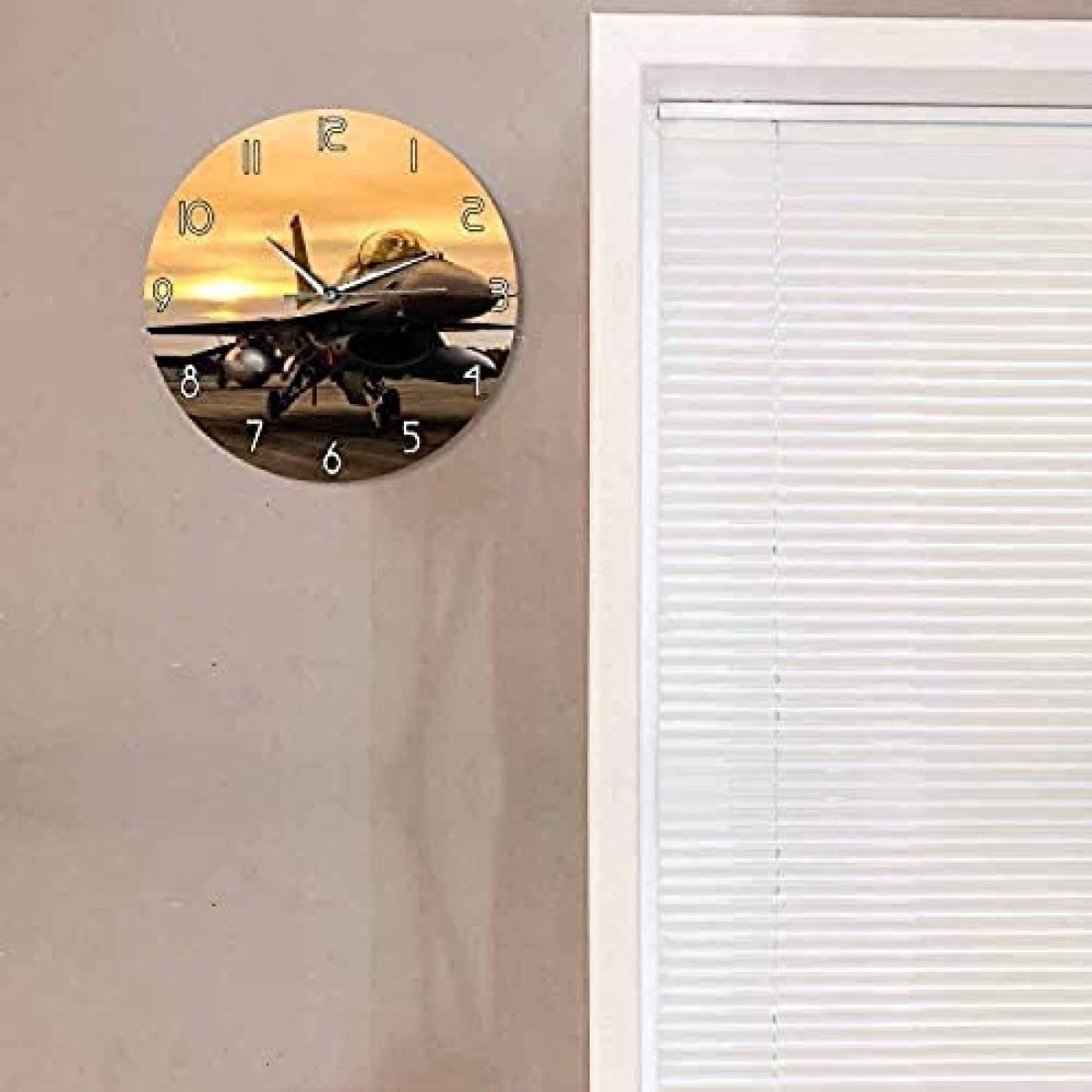 Amazon.co.jp: 女性のための壁掛け時計メンバーの日のギフト戦闘機