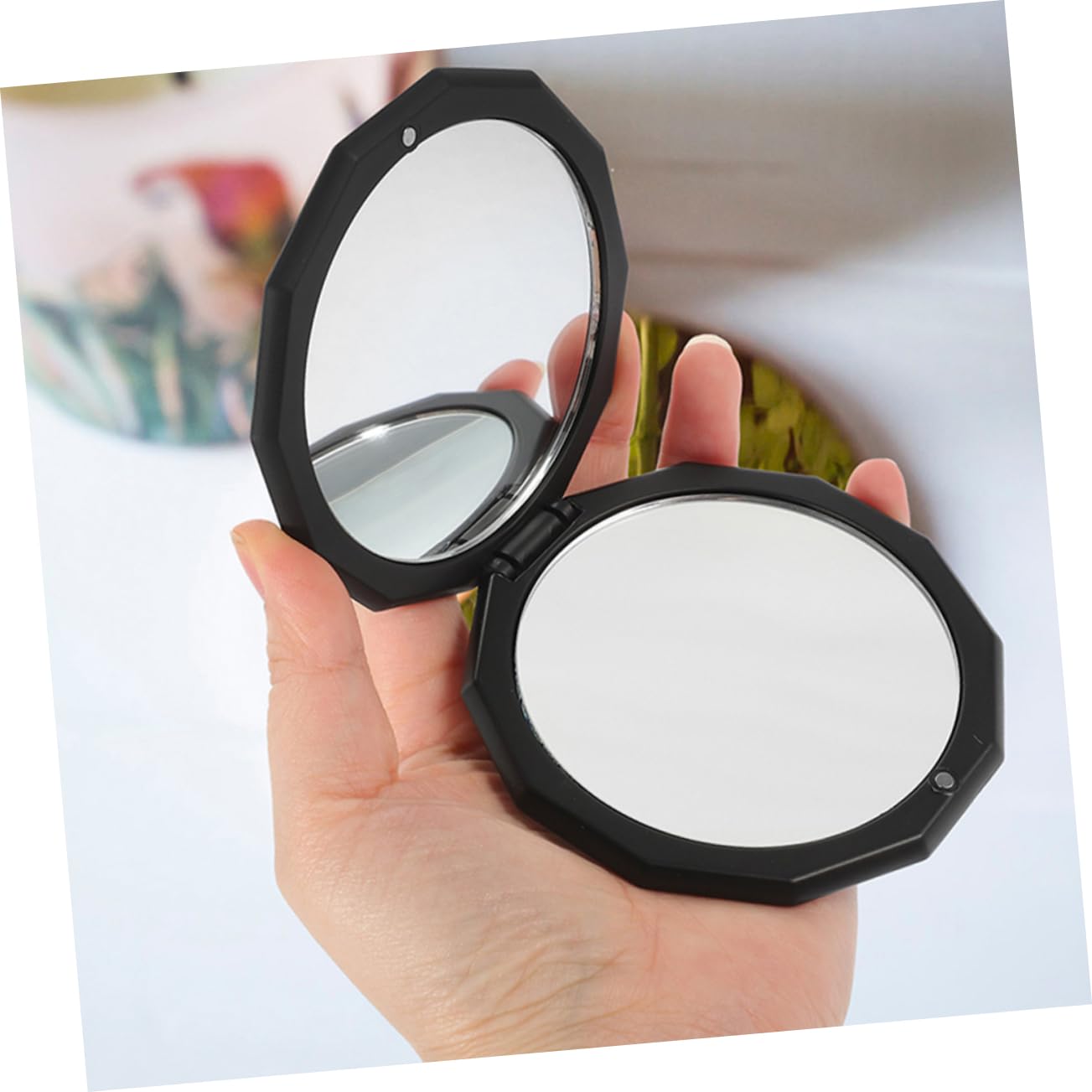 Mikinona Specchio Cosmetico Compatto Ingrandimento 5x, 2 Pezzi, Design a Coperchio Ribaltabile, in Resina e Vetro, Nero, per Viaggi
