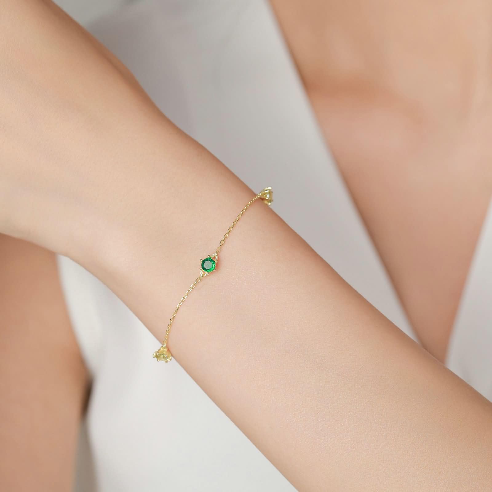 Pulsera para Mujer de Oro Amarillo 9 Kilates / 14 Kilates / 18 Kilates, Redondo con Esmeralda Creada y Cuarzo Amarillo, Cadena Extensible 16 CM + 5 CM, Pulsera de Mujer Ajustable de Oro Verde