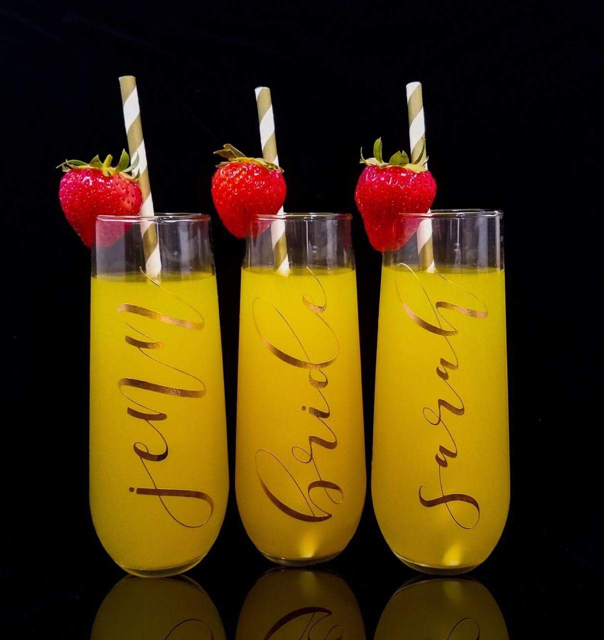 Champagne Flutes Bridesmaids, Personalized Bridesmaid Gift Ideas, Bridesmaid Champagne Glasses, Bachelorette Party Cup, Wedding Party Gift, Stemless Champagne Glasses, Bridesmaid Proposal Gift Ideas