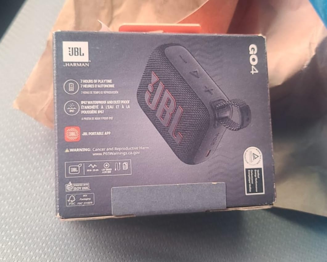 JBL Go 4 in its retail box