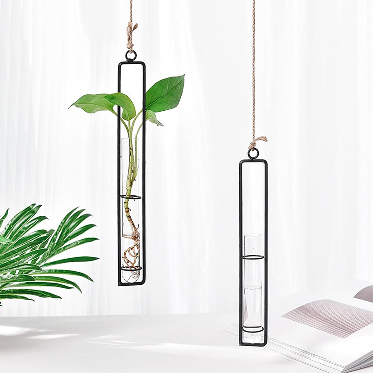 Smeedijzeren Glazen Vaas,Tianher 4 Stuks Zwart Glazen Plantenvaas voor aan de Muur Smeedijzeren Reageerbuis Geschikt voor Wanddecoratievazen voor Kleine Droogbloemen en Groene Hydrocultuurplanten
