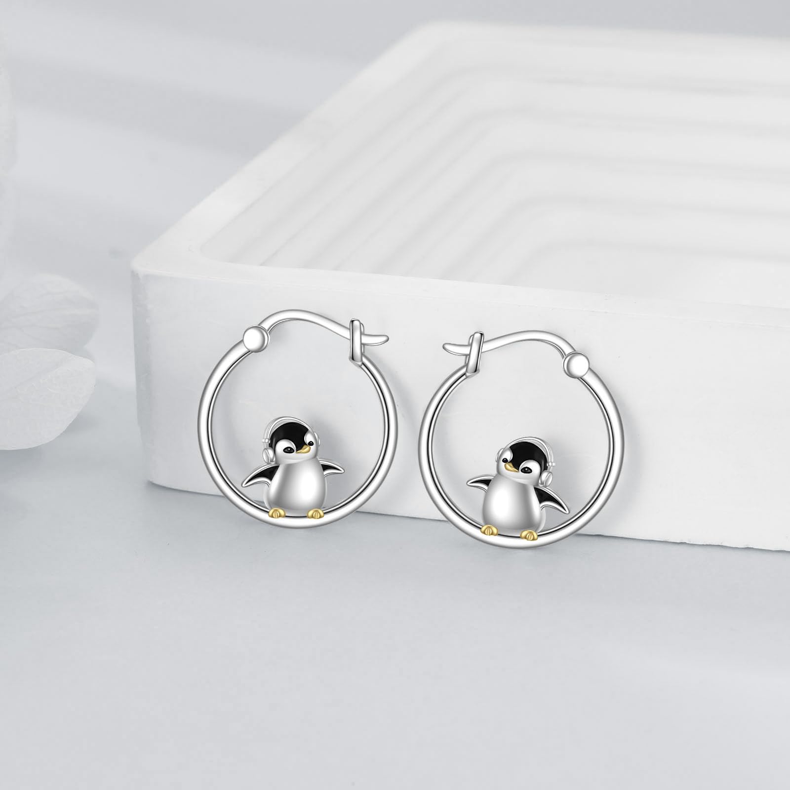 Zorro/gato/mapache/pingüino/axolotl/oso polar/koala/cerdo/amor pingüino pendientes de plata de ley animal huggie joyas regalos para mujer