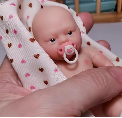 Mire & Mire Mini muñeca de bebé de silicona con ojos abiertos de 4.5 pulgadas con accesorios de alimentación, muñeca realista suave y realista para