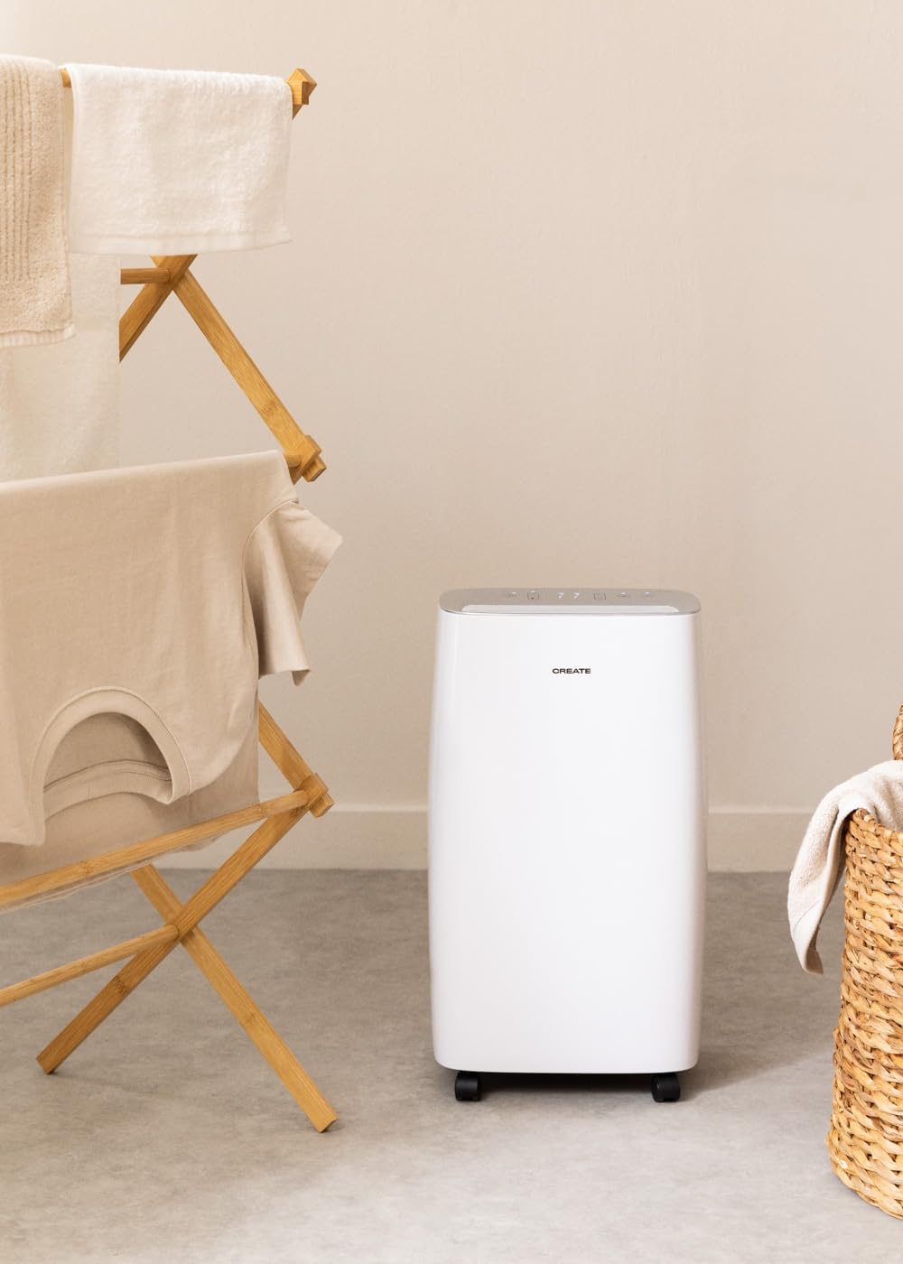 CREATE/Deshumidificador XL CUBIC blanco/Estancias de hasta 40m², filtro de aire lavable, pantalla táctil, reduce un 80% la humedad ambiente, elimina hasta 10 L/día, 220W