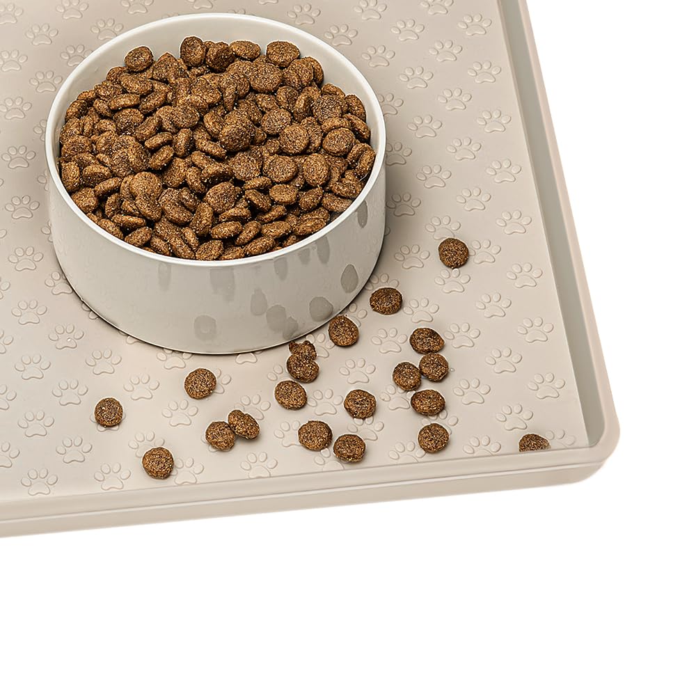 Silicone Pet Feeding Mat, Non-Slip Dog Bowl Mat, Cat Food Mat, Waterproof Tray (1Pack Beige, 28x28 CM