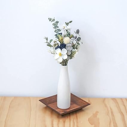 Amazon ドライフラワー プリザーブドフラワー インテリア 枯れない花 永遠の花 花瓶付き アートフラワー 薔薇 ユーカリデージー 菊 満天星 婚礼の儀式 エレガント ロマンチック 光触媒 リビング裝飾 本物そっくり 部屋が新鮮になる プリザーブドフラワー オンライン通販