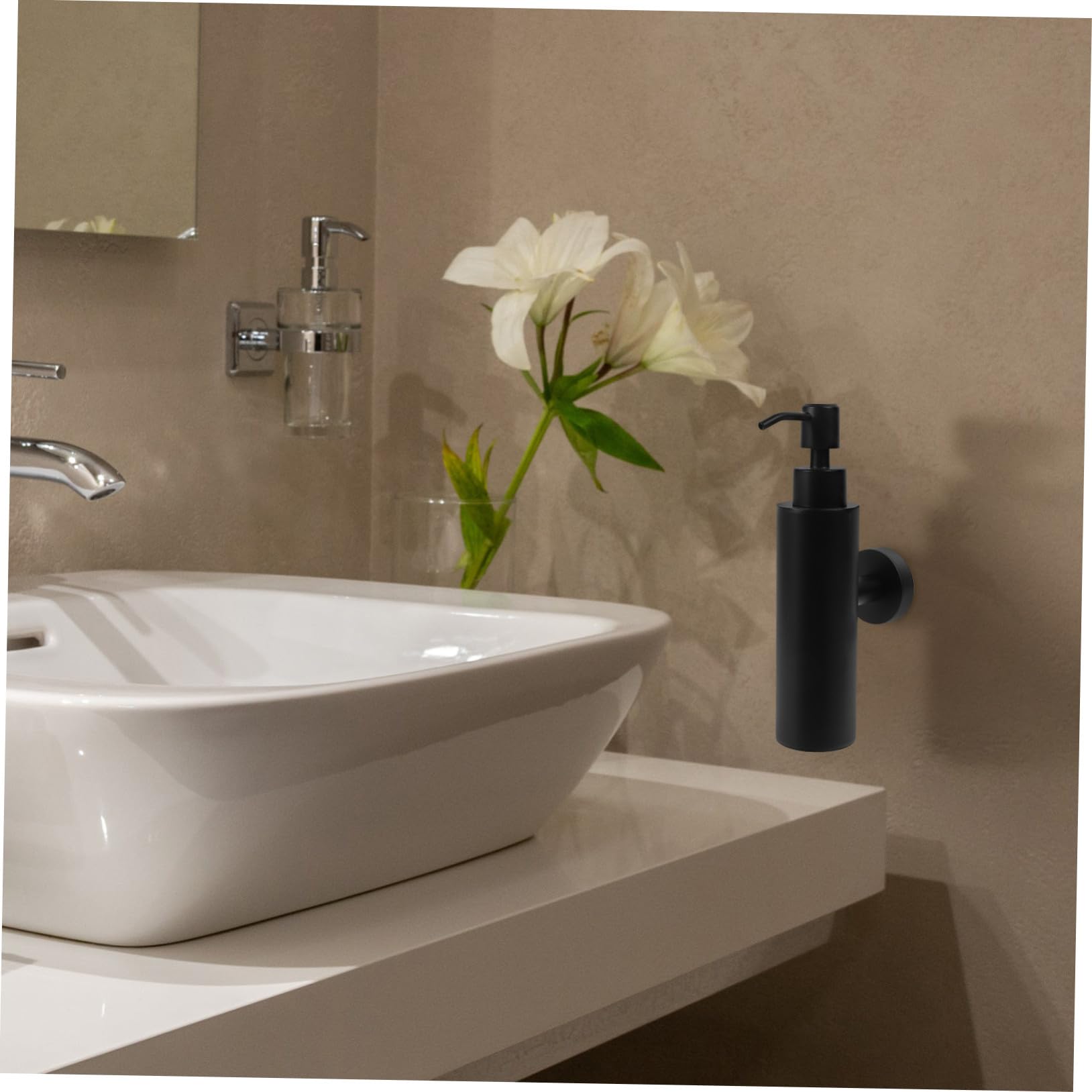 ERINGOGO Dispensador de Jabón Recargable de Acero Inoxidable Montado Pared con Bomba Manual para Baño y Cocina Diseño Duradero y Ahorro de Espacio
