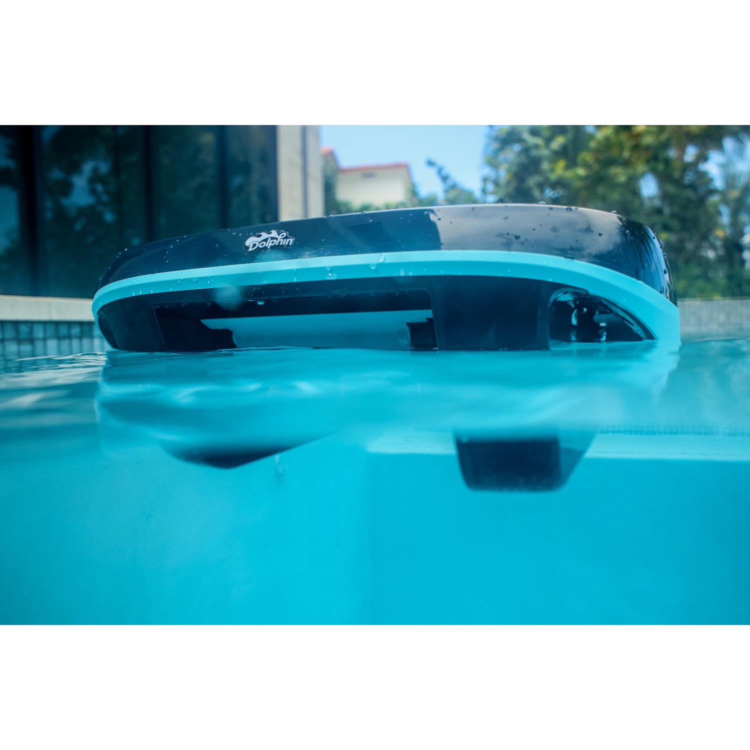 Robot écumoire solaire de piscine Dolphin