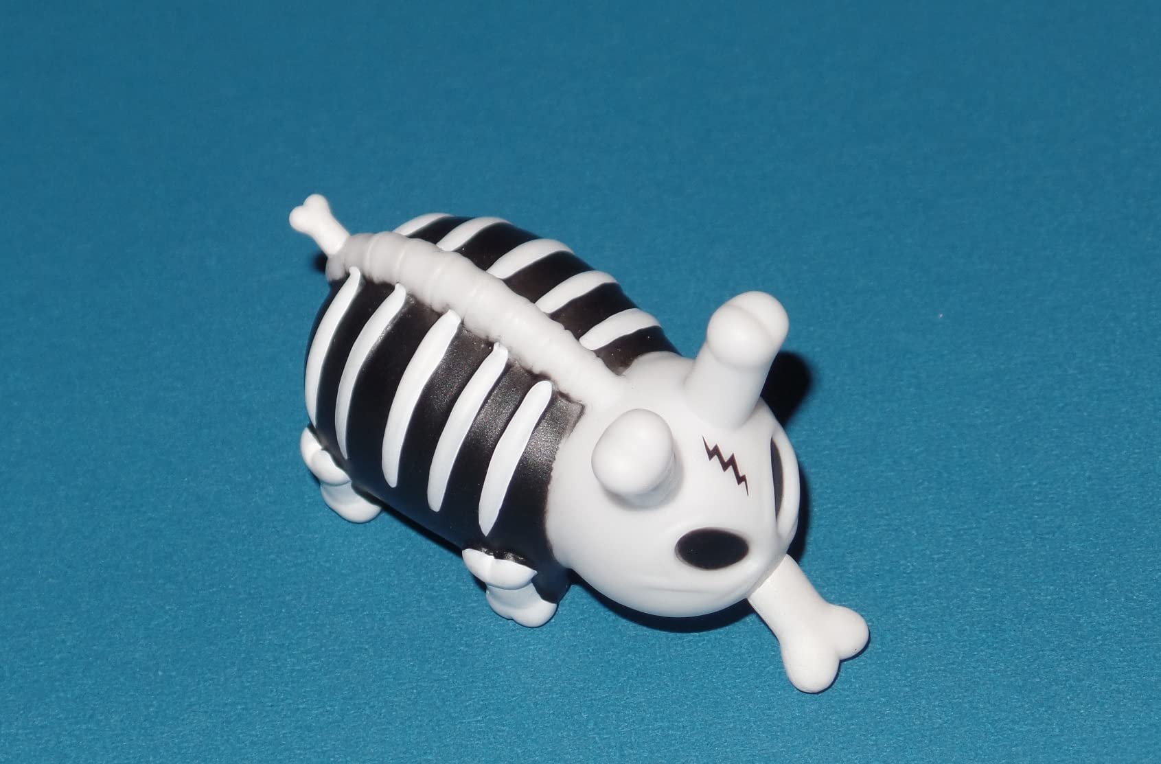 Amazon.com: Kidrobot Lore of The Labbits Bones Skeleton Black