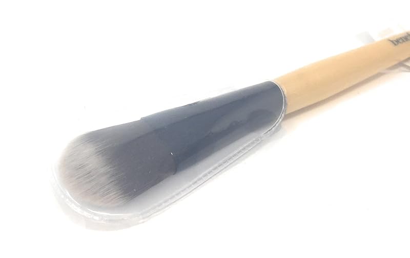 Pincel para base Benefit Cosmetics, 1 unidade