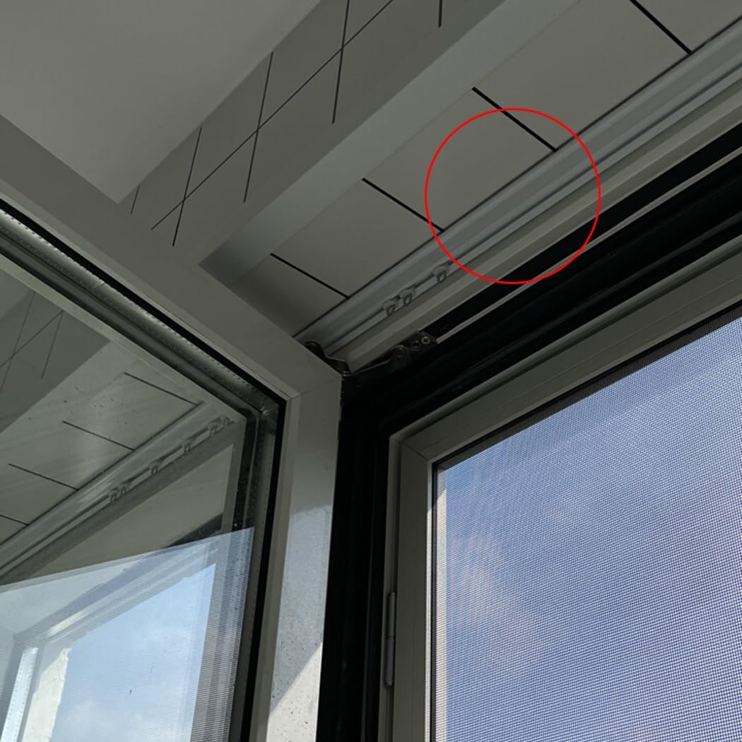 Ultra cienka szyna do zasłon 60 mm zapewniająca prywatność, aluminiowy drążek sufitowy, przesuwny karnisz, cichy karnisz, montaż na suficie, biały/szampański (biały 160 cm)